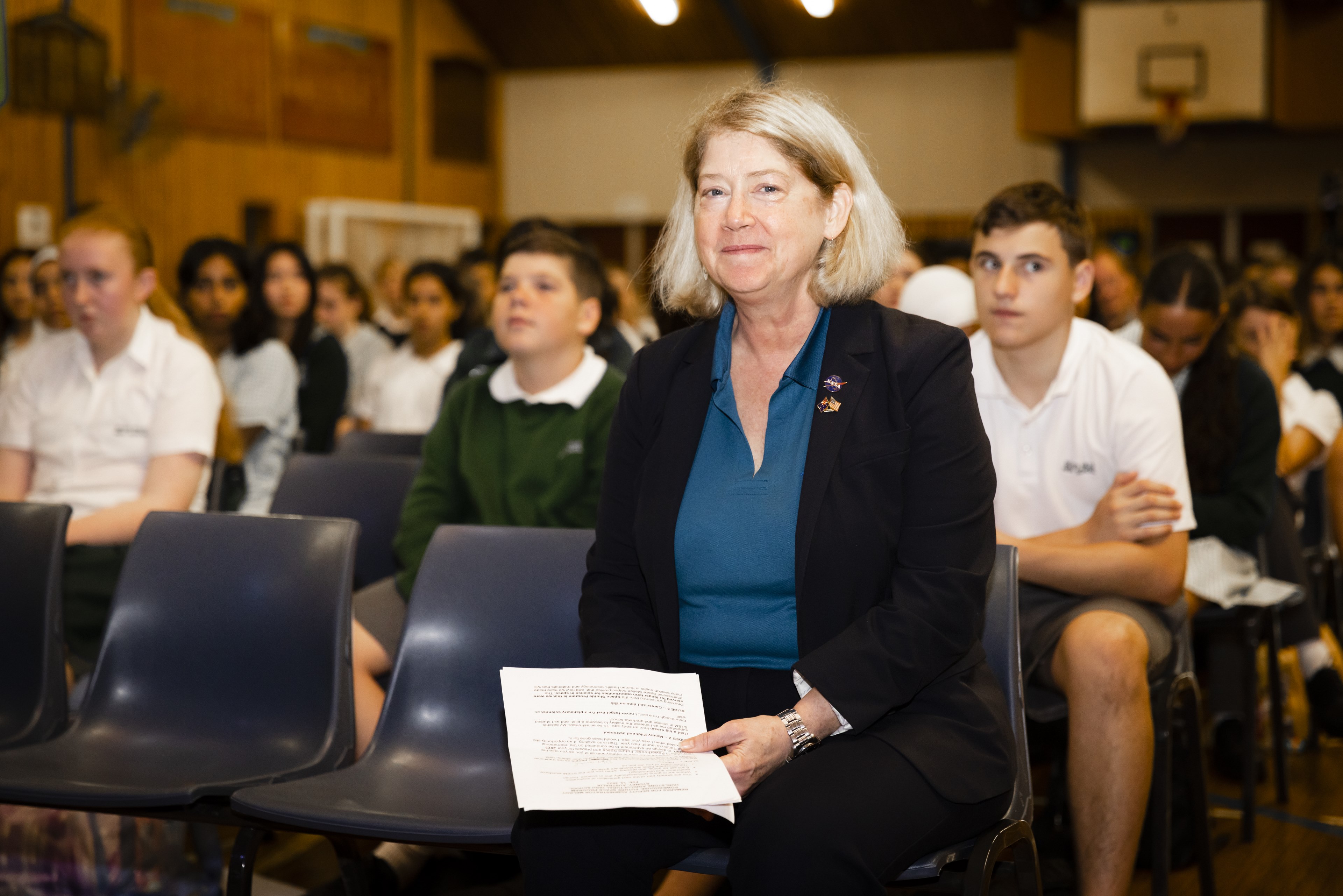 Image_Pamela Melroy with school students_credit_Andy Roberts (2).jpg (Intense)