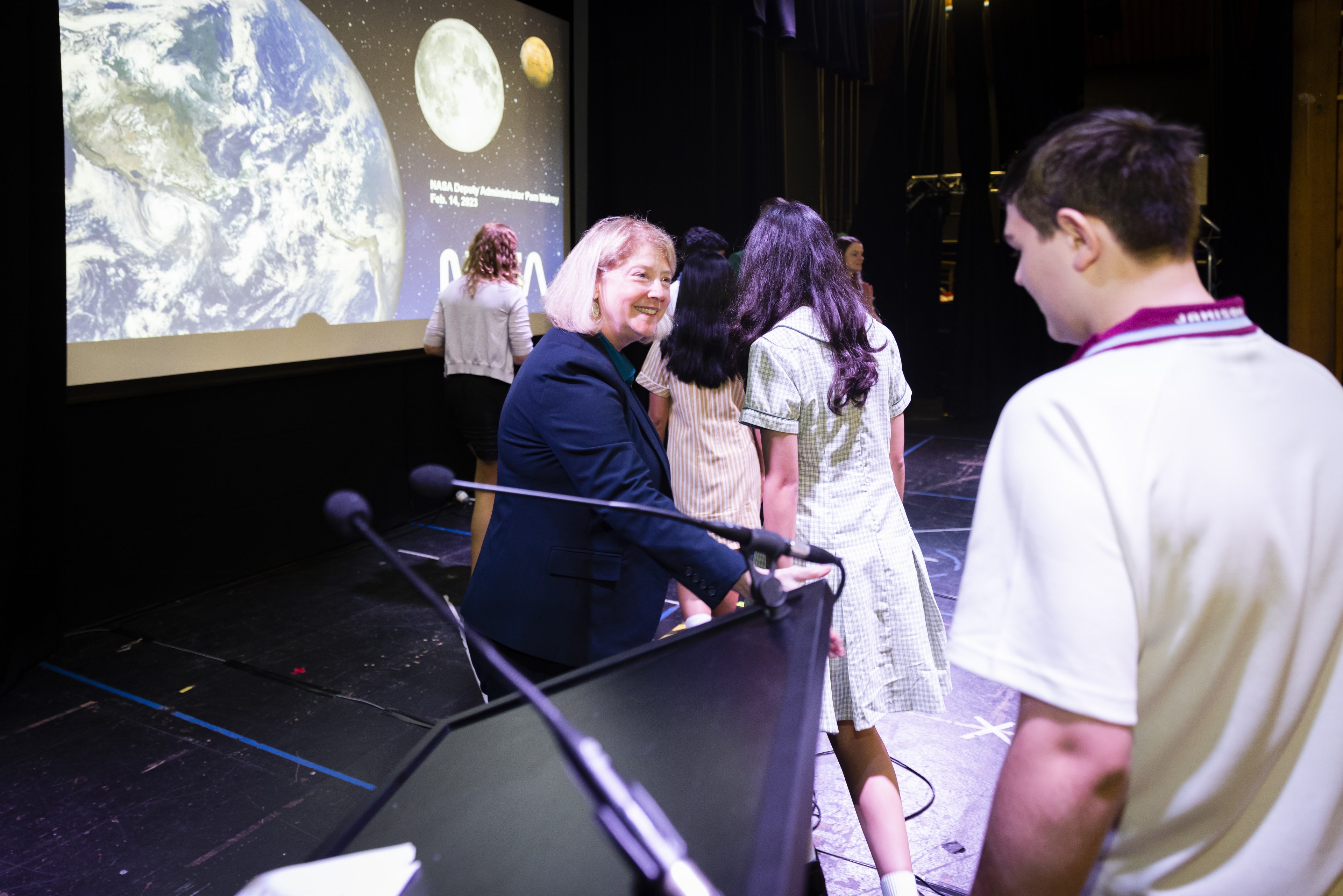 Image_Pamela Melroy with school students_credit_Andy Roberts (1).jpg (Intense)